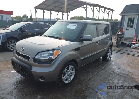 2011 Kia Soul + from USA, damaged, VIN KNDJT2A20B7287535